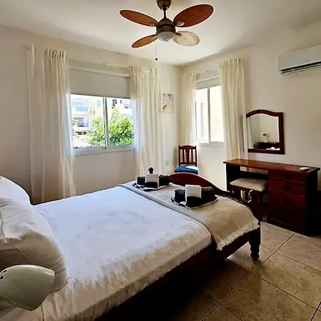 Calm Seaview Nest On The Hillside Peyia Appartement