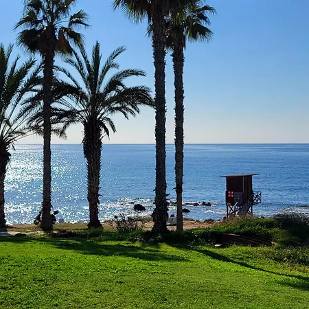 Calm Seaview Nest On The Hillside Peyia 公寓