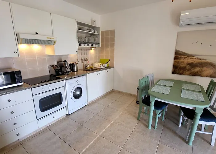 Calm Seaview Nest On The Hillside Lägenhet Pégeia